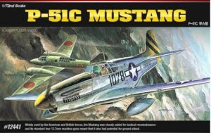 Model plastikowy P-51C Mustang Red Tails