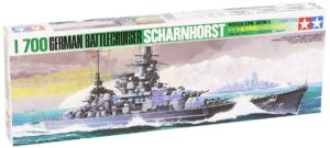 Model plastikowy Niemiecki krążownik Scharnhorst